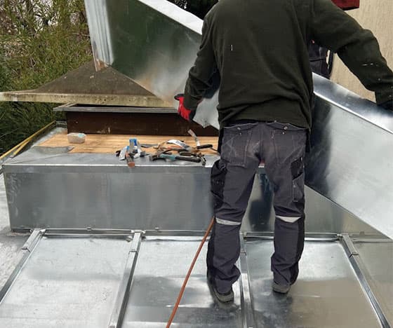 Pose de zinguerie Toiture