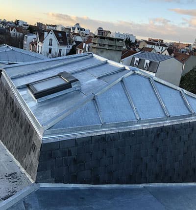 Pose de toiture en zinc